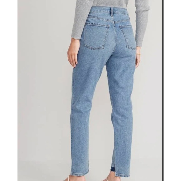 Old Navy New Women’s Mid Rise Boyfriend Ankle Cut Off  Blue Jeans Plus Size 28 - Picture 2 of 10